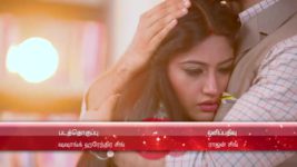 Kadhala Kadhala S01E189 Shiva Kisses Anika Full Episode