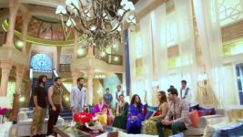 Kadhala Kadhala S01E91 Shiva to Marry Tia? Full Episode