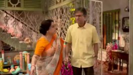 Mere Rang Mein Rangne Wali (Star Plus) S01 E06 Rangoli Shares Her Concern