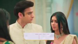 Baatein Kuch Ankahee Si S01 E173 Kunal Stands for Vandana