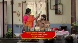 Gunde Ninda Gudi Gantalu S01 E99 Manoj, Prabavathi in a Fix