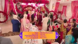 Laxmichya Paaulanni S01 E61 Pradeep Assures Dinkar