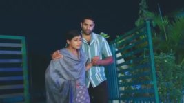 Paluke Bangaramayana S01 E142 Abhishek Defends Swaragini