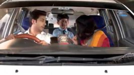 Tumi Ashe Pashe Thakle S01 E109 Purva Mocks Deb