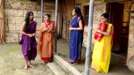 Debi Choudhurani S01E61 Prafulla Buys the Medicines Full Episode