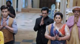 Jiji Maa S02E118 Suyash Seeks Vicky's Help Full Episode