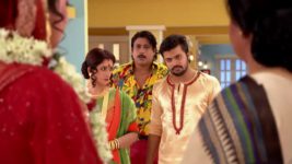 Shob Choritro Kalponik S04 E04 Kuhu married to Abir?