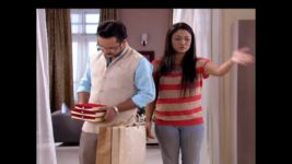 Tumi Asbe Bole S06E12 Rahul buys gifts for the family Full Episode