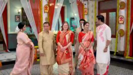 Tumi Ashe Pashe Thakle S01 E94 Parvati's Successful Attempt