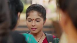 Chotya Bayochi Mothi Swapna S01 E476 Shubhankar Demands Answers