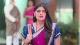 Laxmichya Paaulanni S01 E96 Sangita Grows Suspicious