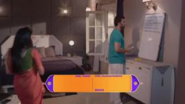 Tharala Tar Mag S01 E411 Santosh Turns Down Sayali, Arjun