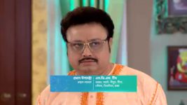 Tumi Ashe Pashe Thakle S01 E136 Purva Grows Anxious