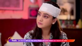 Tumpa Autowali S01 E664 Abir picks a saree for Tumpa