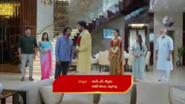 Yeto Vellipoyindhi Manasu S01 E54 Sujatha Fumes in Rage