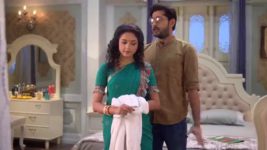 Gramer Rani Binapani S01E190 Bina, Shatadru's Romantic Moment Full Episode