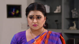 Kumkuma Puvvu (Maa Tv) S08 E1080 Amrutha Worries for Jayanthi