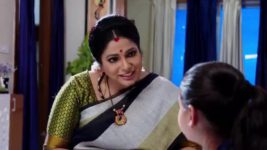 Kumkuma Puvvu (Maa Tv) S08 E1242 Renuka's Life at Stake?