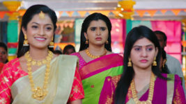 Kumkuma Puvvu (Maa Tv) S08 E1798 Anjali, Rekha in Trouble?