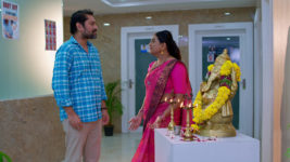 Kumkuma Puvvu (Maa Tv) S08 E1864 A Shocker for Amrutha, Arun