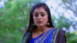 Kumkuma Puvvu (Maa Tv) S08 E1888 Will Anjali Help Lakshmi?