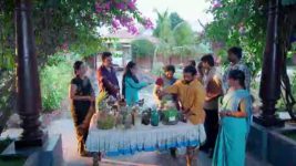 Kumkuma Puvvu (Maa Tv) S08 E2099 Akhila's Advice to Sanjay