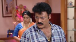 Kumkuma Puvvu (Maa Tv) S08 E388 Raghuram Berates Jayanthi