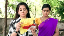 Kumkuma Puvvu (Maa Tv) S08 E58 Sangeetha Reads Akash's Letter!