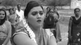 Kumkuma Puvvu (Maa Tv) S08 E792 A Shock Awaits Tripuramba