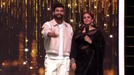 Madness Machayenge India Ko Hasayenge S01 E06 Bhagyashree Lights Up the Show