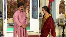 Punni Pukur S03E17 Shreshtha Harasses Kakon Full Episode