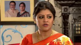 Punni Pukur S04E06 Debjit Wants to Accompany Mamoni Full Episode