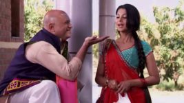 Saraswatichandra S01E02 Kumud sees a photo Full Episode