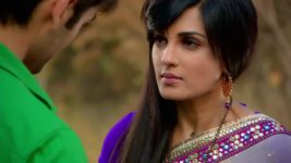 Saraswatichandra S06E20 Danny defends Kusum Full Episode