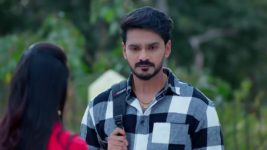 Yeto Vellipoyindhi Manasu S01 E22 Siri Is Baffled