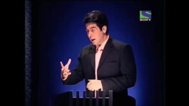 Karamchand S01 E08 Phony Contestant
