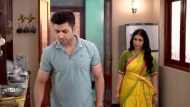 Tumi Ashe Pashe Thakle S01 E160 A Shocker For Rituja, Sanjay