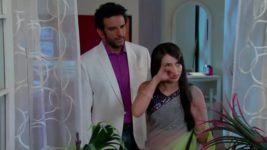 Iss Pyaar Ko Kya Naam Doon Ek Baar Phir S22E06 Barkha lies to Indrajeet Full Episode