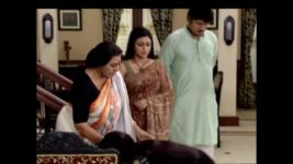 Jolnupur S02 E40 Neel stops Kaju from leaving