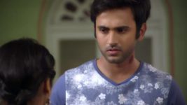 Nisha Aur Uske Cousins S10 E04 Sumit has Nisha's marriage papers