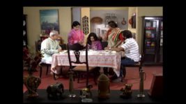 Chokher Tara Tui S09E10 Madhu blackmails Shibuda Full Episode