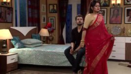 Chokher Tara Tui S20E14 Madhu Complains to Police Full Episode