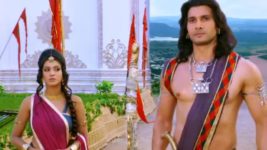 Mahabharat Star Plus S11 E19 Takshak steals the Pandavas' cows