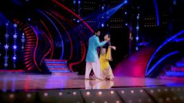 Nach Baliye S07E12 Jeetendra judges semi-finals Full Episode