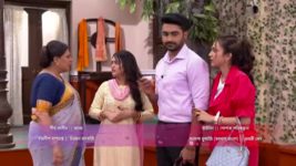 Ram Krishnaa S01 E417 Rohini is the owner of Ram Krishnaa's company.