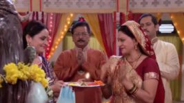 Sapne Suhane Ladakpan Ke S01E573 14th December 2013 Full Episode