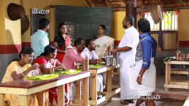 Saravanan Meenatchi S18E244 Saravanan Helps Thenmozhi Full Episode