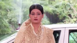 Suhani Si Ek Ladki S18E07 Dadi's strange behaviour Full Episode