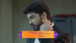 Aboli (star pravah) S01 E826 Ankush Follows up with Sumi