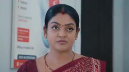 Karthika Deepam S02 E75 Deepa Fumes in Anger